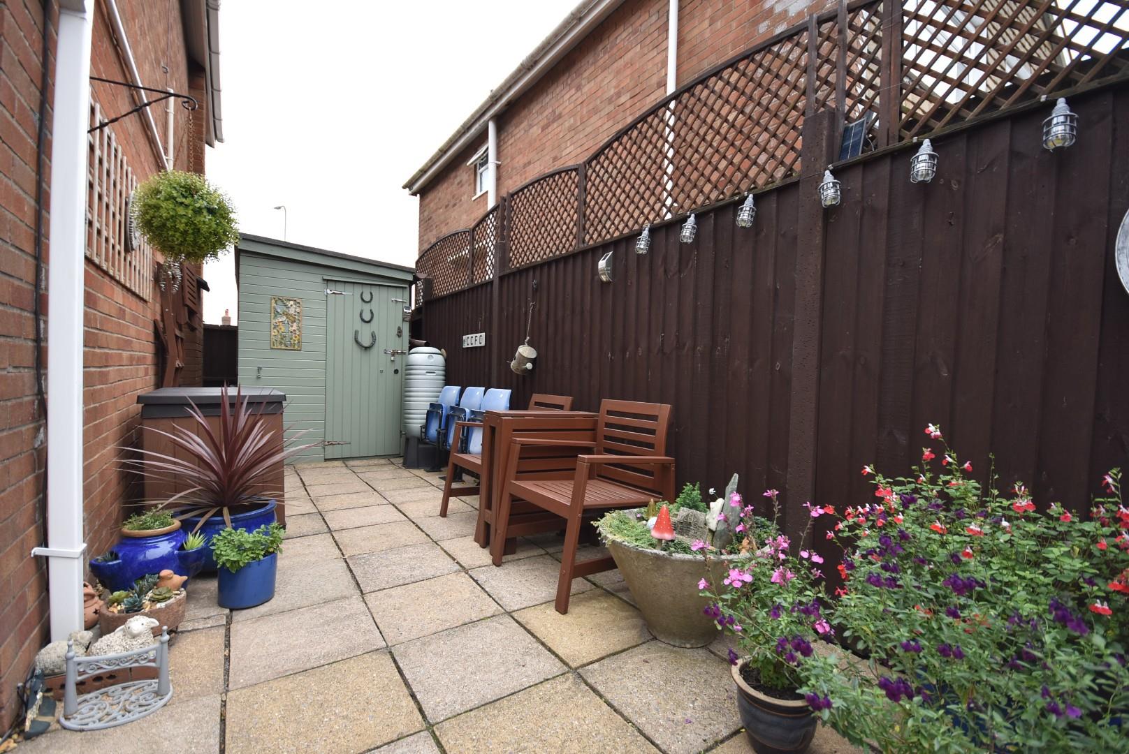 1 Norris Close, Penarth, CF64 2QW
